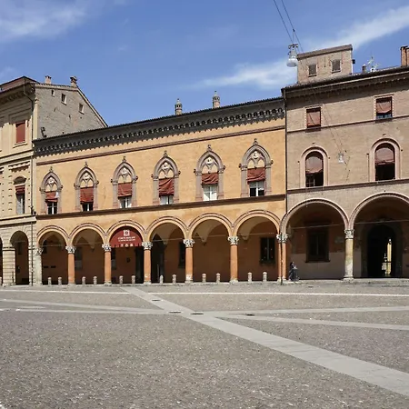 Casa Isolani Charms Santo Stefano Bed & Breakfast 3*