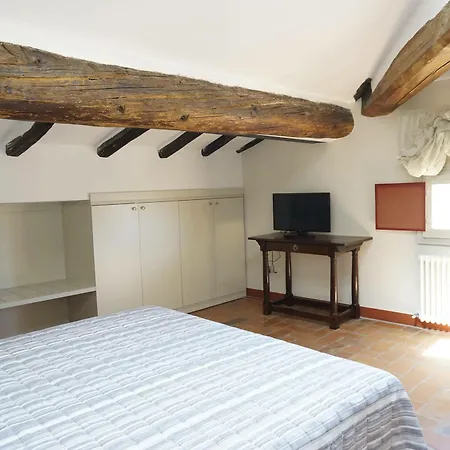 Bed & Breakfast Casa Isolani Charms Santo Stefano 3*